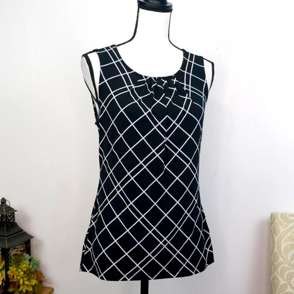 Banana Republic Sleeveless Blouse Size XS Black White Geometric Patterned Top - Picture 7 of 7
